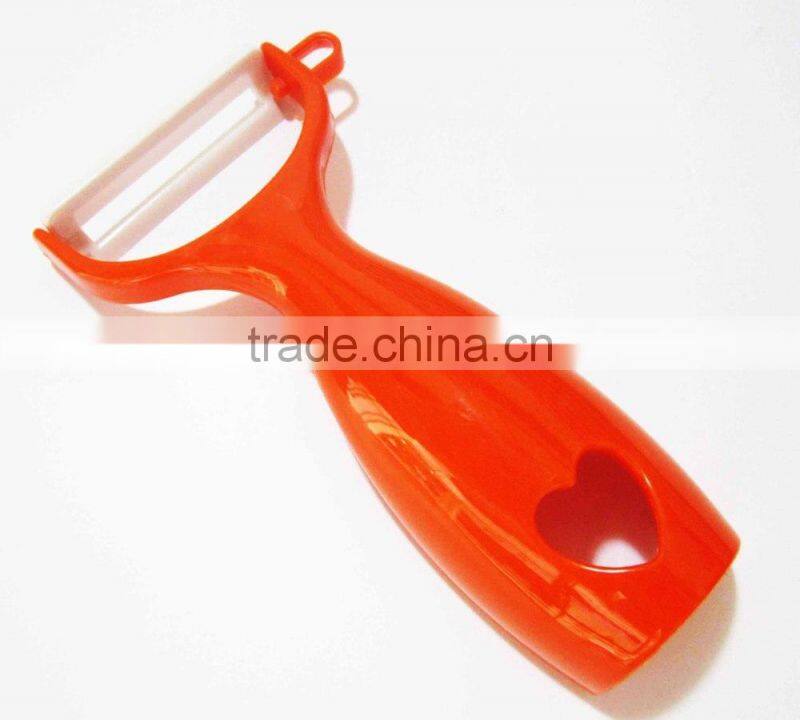 Food Grade Kitchen Products Environmental Red Cute Peeler With Heart Shaped Handle