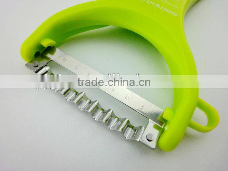 Sampa brand green ABS handle mini kithen gadget vegetable peeler with shell
