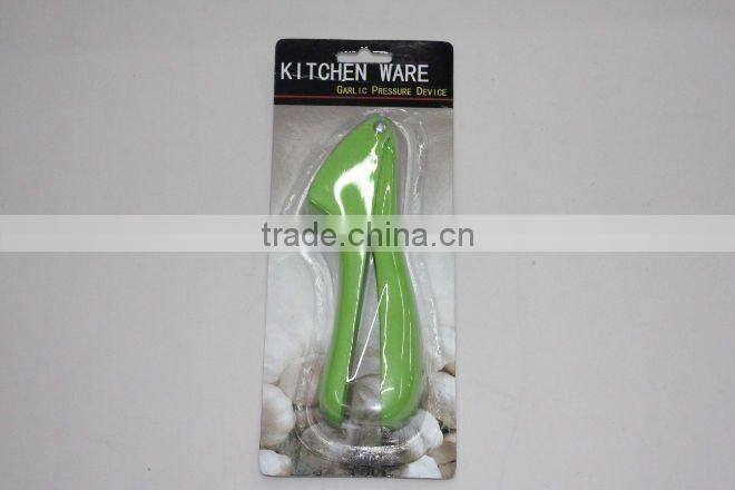 Zinc alloy garlic press w/colorful handle