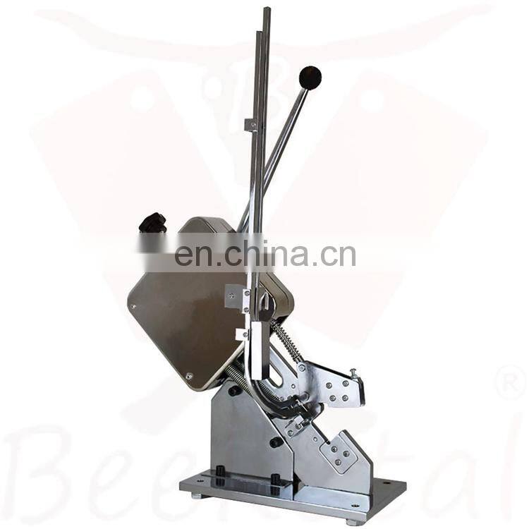 Fruit bag clipping machine