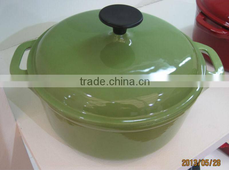 cast iron oval casserole