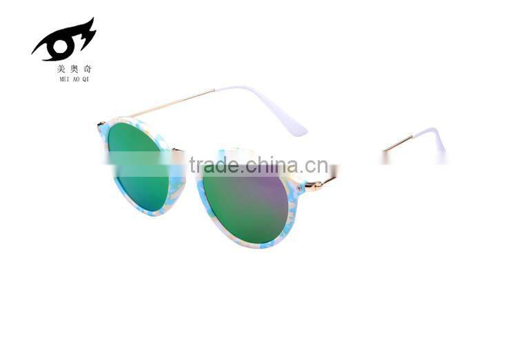 New product fashionable girls sun glasses wholesale from factory