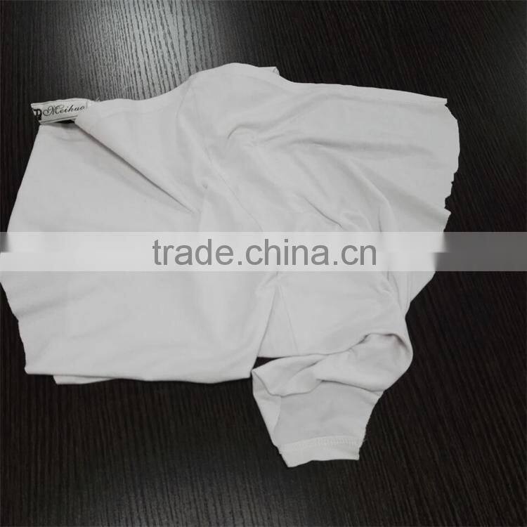 Oil cleaning white cotton rags