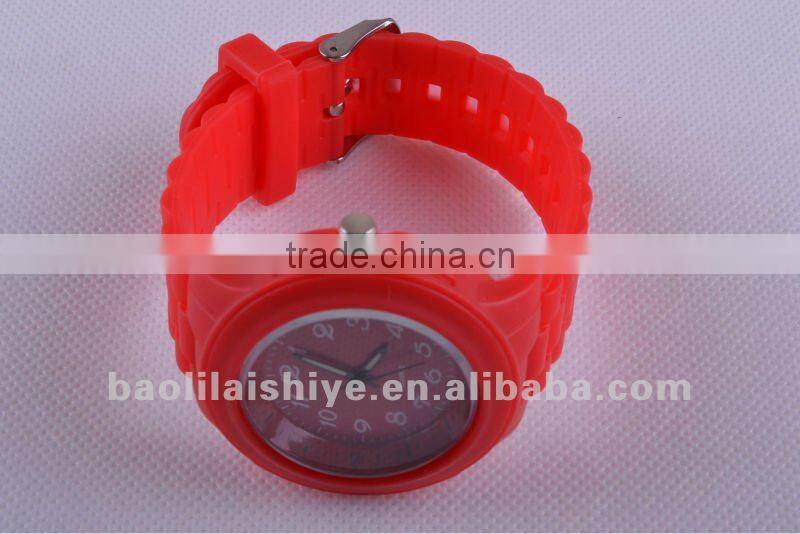 Fashion Silicone Wristband Sport Watch unisex wristwatch gift watch