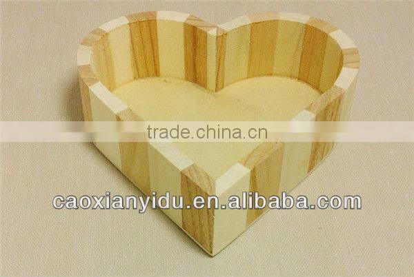 Decor Wooden Heart Shaped Jewelry Holder Wood Box Storge Box Mini Wooden box Small Box For Weding Key Box