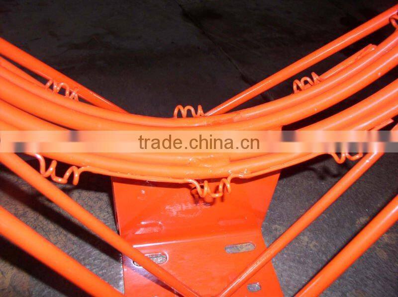 Basketball rim with net