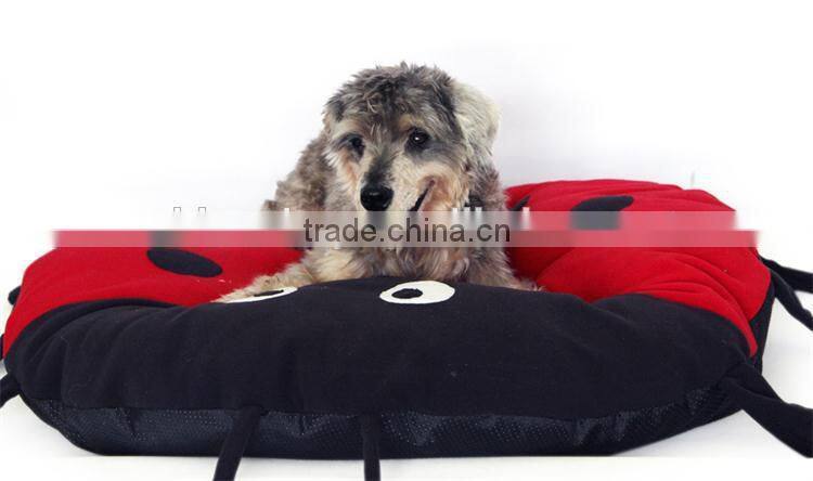 Luxury pet dog beds pet product supplies cute ladybug shape kennel decorative dog kennels
