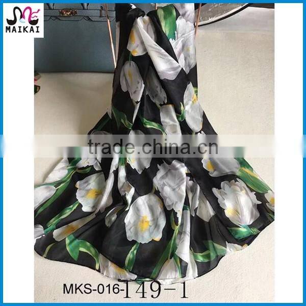European hot selling printing silk summer fashion beach scarf