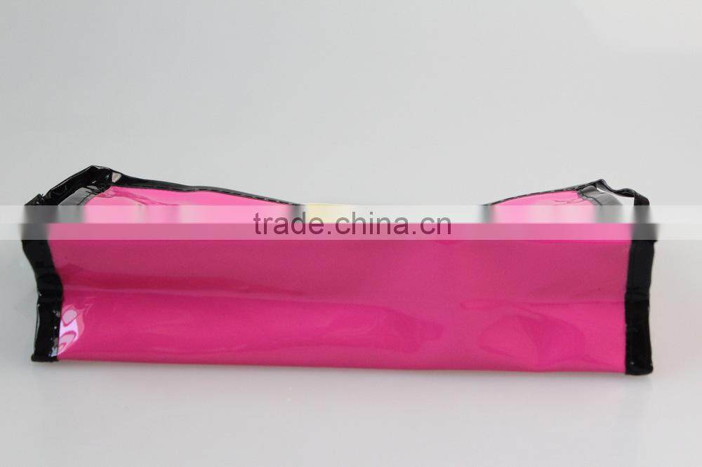 Medium rectangle red rose makeup pouch for cosmetic instruments