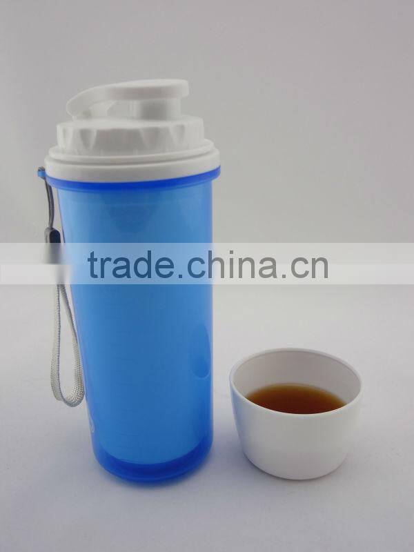 handle water bottle with screw top lid plastic