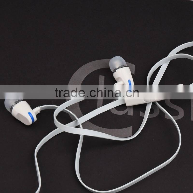 Mobile Phones Used Flat Wire Shenzhen Earphone with Mic