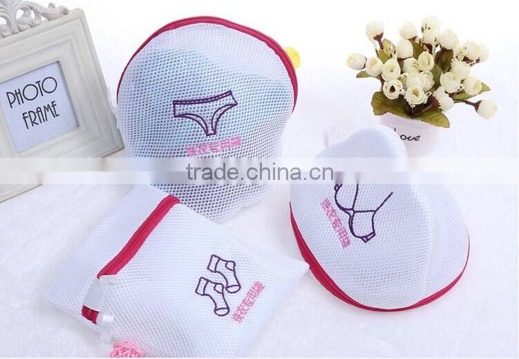YIWU RODA 100% polyester sandwich 6 sets white embroidery fashion washing bag