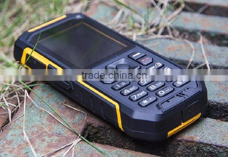 IP67 Yellow Dust Water Proof Walkie Talkie 2 Sim Quad Band Rugged Mobile Phone