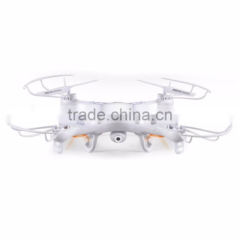 SYMA X5C Quadrocopter with camera