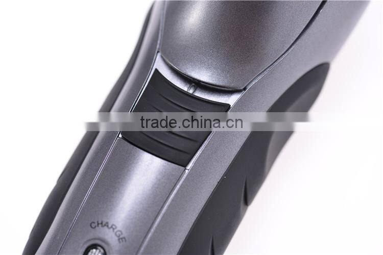 Triple head retotary electric shaver