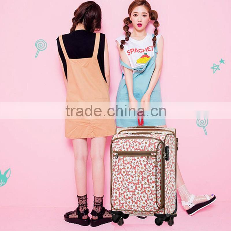 China Factory Polyester Bag Trolley Colorful Flower Printed Luggage Trolley Bag