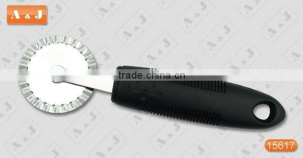 Kitchen Gadget 6cm Pizza Cutter