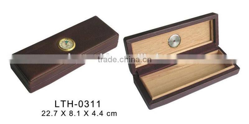 Cigar Travel Leather case small cedar wood box