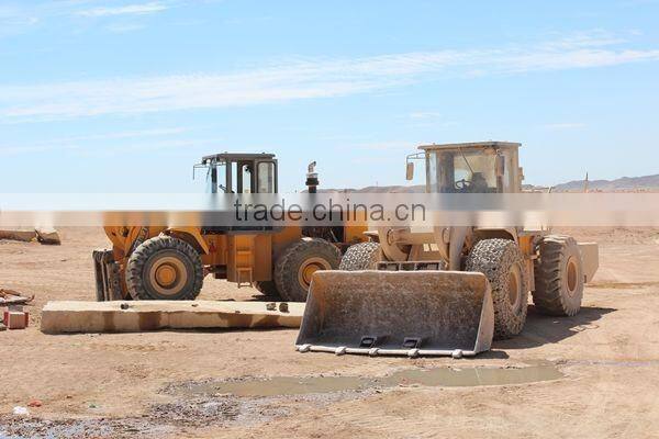 4WD Hydraulic Forklift Loader with CE approved 16ton fork truck mining machine