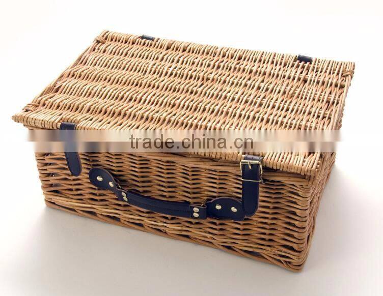WILLOW PICNIC BASKET 4 PERSON OUTDOOR WICKER HAMPER SET PLATES CUTLERY