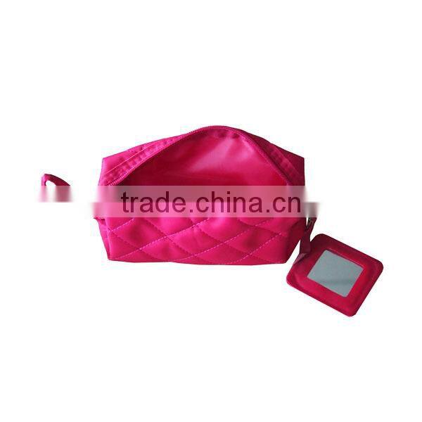 Simple cheap nylon makeup bag