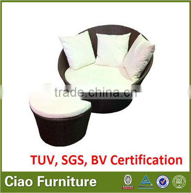 With cushion leisure bench PE rattan chair enjoy sunshine lounge