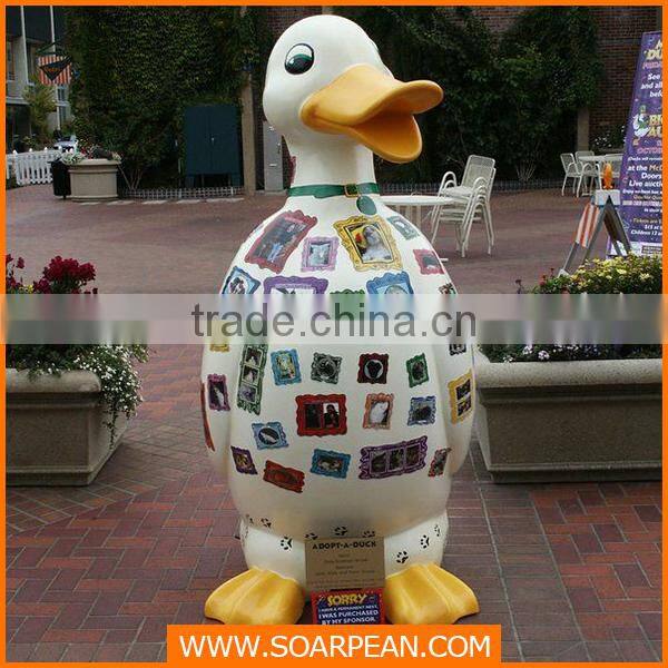 life size garden cartoon duck statue