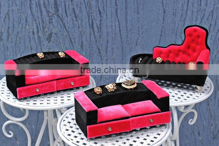 Velvet pink jewelry rack jewelry box