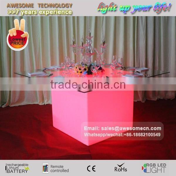 square led lighted plastic restaurant table / banquet hall tables