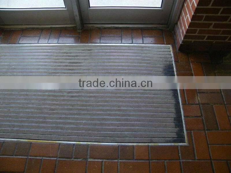 rubber floor badminton floor mat disposable absorbent floor mat