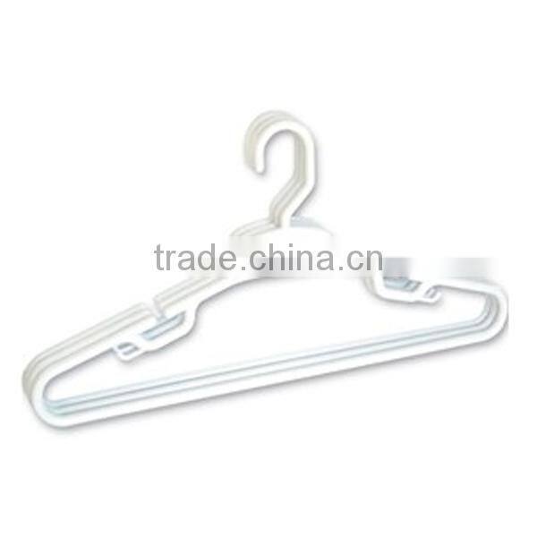 Custom High Quality Plastic Clothes Hangers - Giant Manufacturer