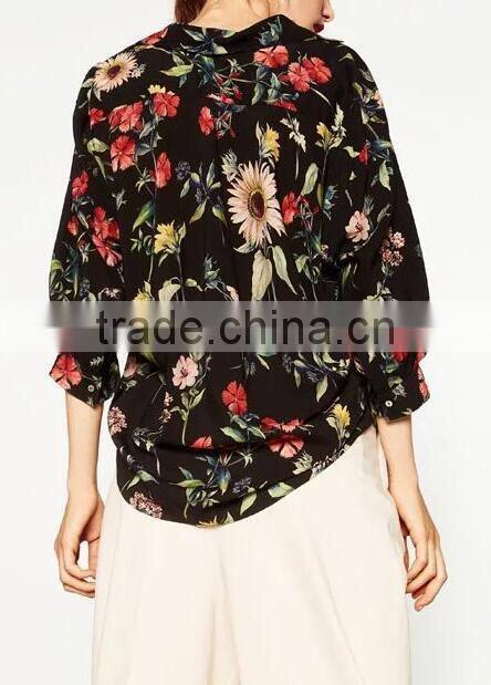 Runwaylover EY2327B 2017 Ladies Deep V-Neck Printed Blouse