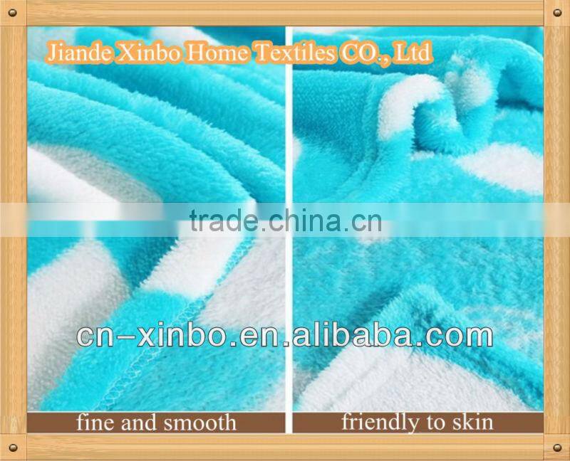 Jiande 2013 Super Soft White Flower Printing Blue Flannel Fleece Towel Blanket