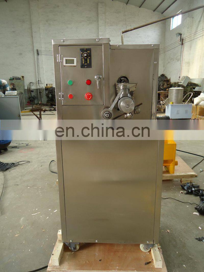 2018 hot sale Ice cream corn puffing snack machine