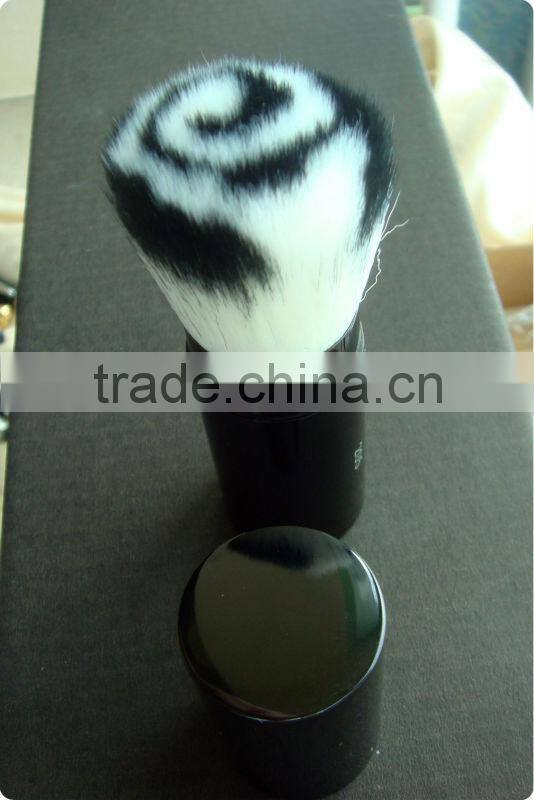 Colorful powder brush retractable cosmetic pump powder brush