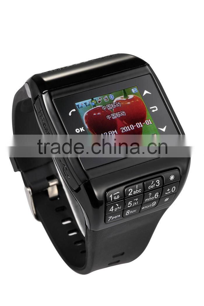 Hot selling Factory wholesale fashion bluetooth smart watch with keyboard Dual SIM Card Dual standby phone