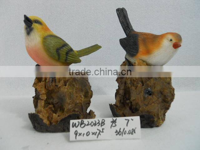 Polyresin Solar powered Bird Figurine Lawn Light & Garden Decoration