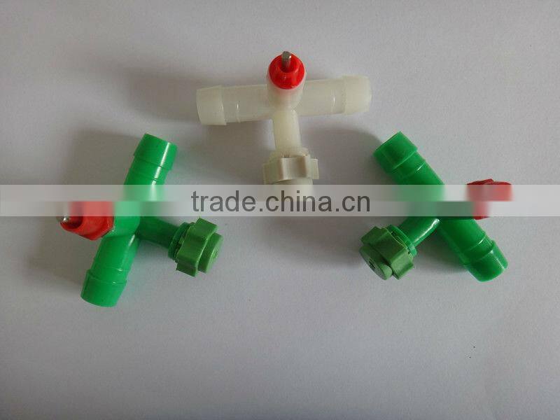 2013 newest three way ball valve chicken nipple drinker