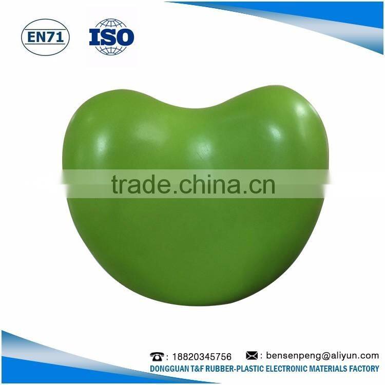 heart shaped bath pillow with suction cup