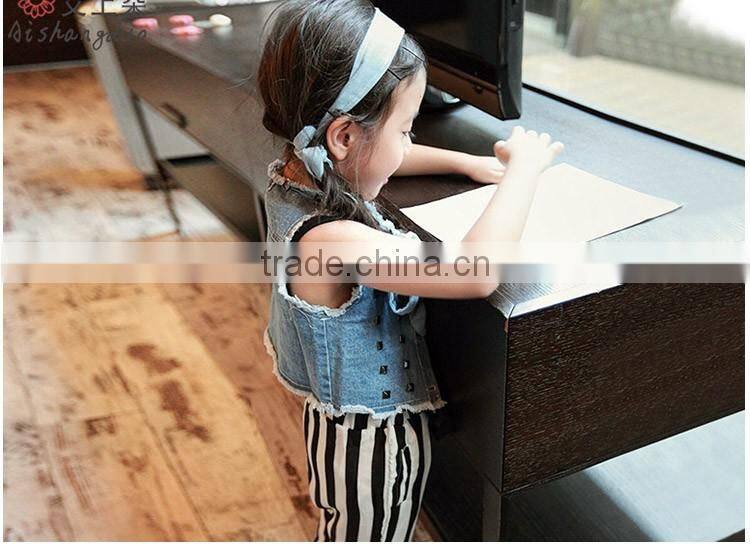 Wholesale Stylish Stud Pure Color Joker Sleeveless Girl Jeans Coat, Denim Children Cardigan