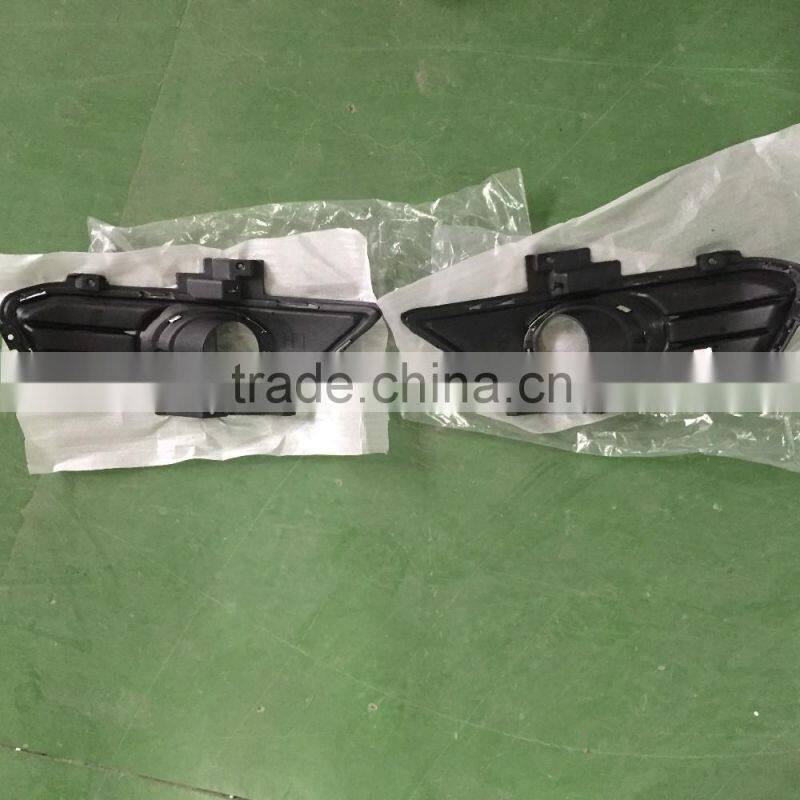 For Fusion 2013 Fog Lamp cover OEM:DS73-19952-BBW