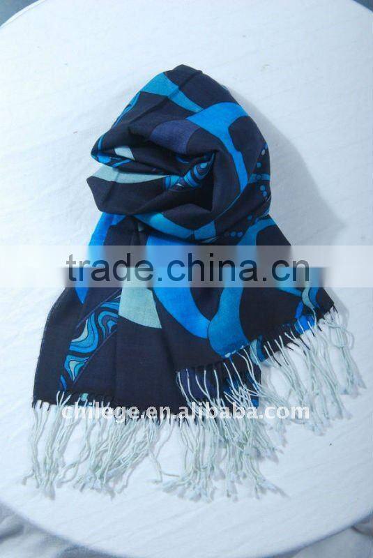 wholesale fashion wool printed scarf with fringe woolen printed scarf shawl pashmina high quality wool neck scarves poncho bulk