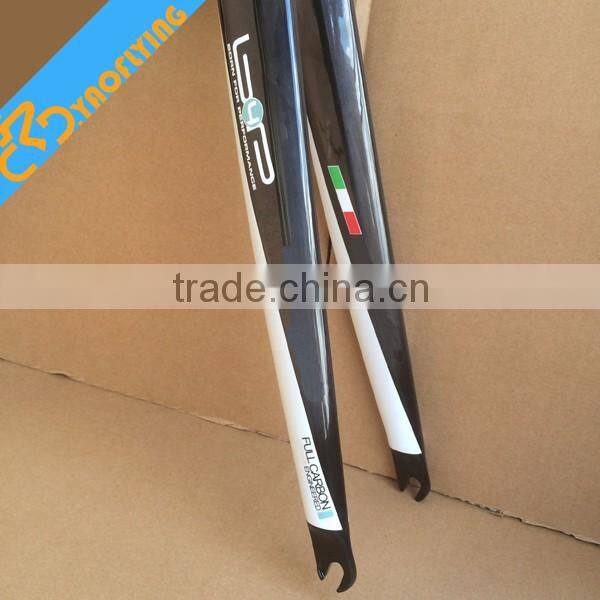 2016 made in china carbon road bike frame 50/53/55cm road bike carbon fiber frame , super light weight carbon frame 850g