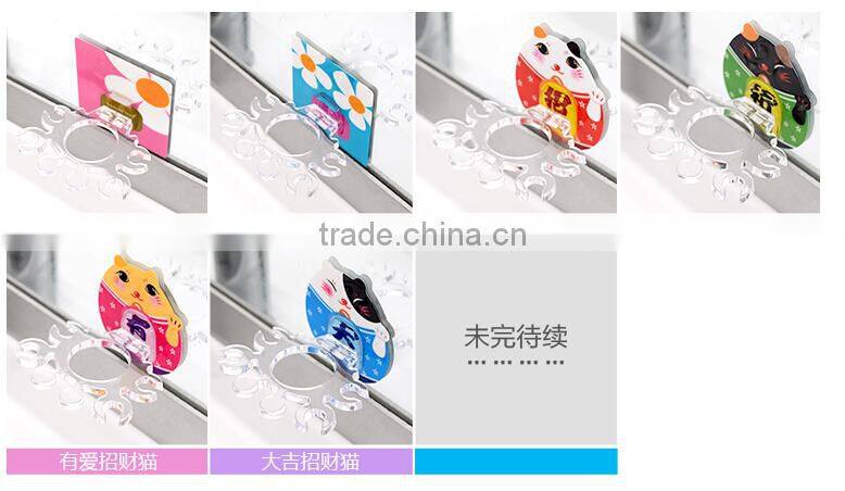 Q058 Creative cartoon style suction wall toothbrush holder