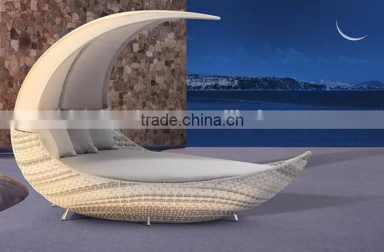 Special design rattan sun lounger with canopy crescent furniture
