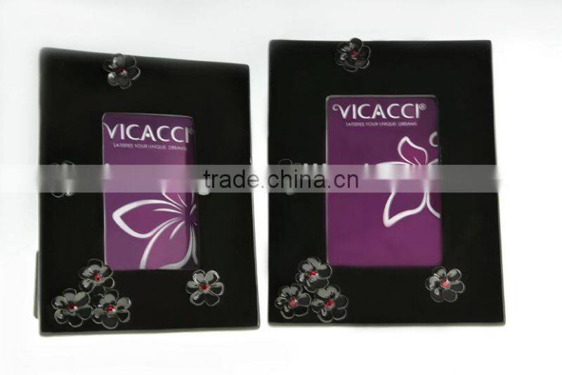 Hot Sale Polyresin Shinny Black And White Photo Frame Made with Swarovski Elements