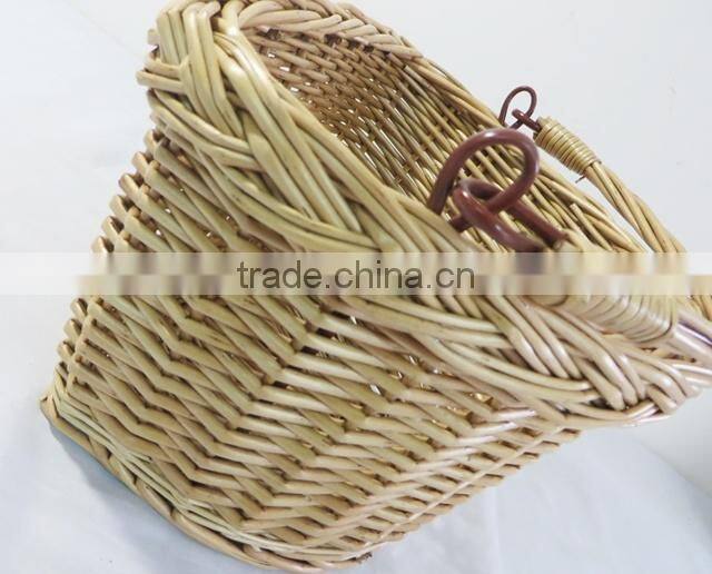 Handled woven custom colored wicker removable bicycle basket