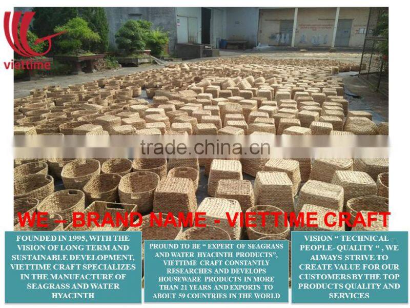 Water hyacinth pompom beach bag/ handbag with pompom