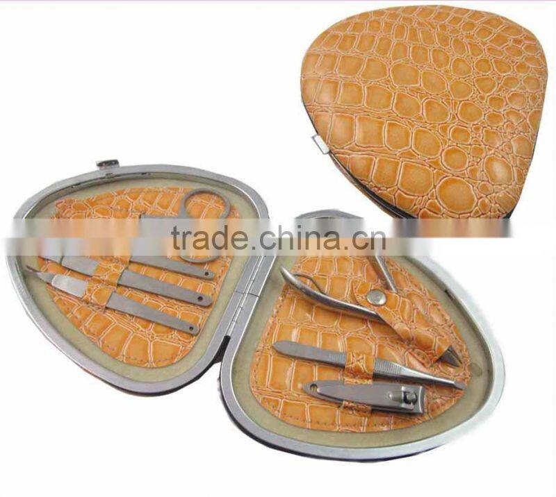 Fashion Style Solid Frame Case Manicure And Pedicure Sets