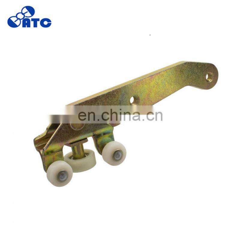 Lower Right Sliding Door Roller Guide For V-W T-ransporter T4 Bus 90-03 701843406B  701843336A  701843436